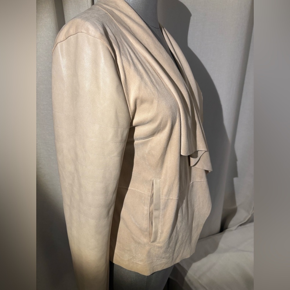Bagatelle  SOFT Faux Suede Waterfall Jacket w/ Faux Leather Sleeves Beige Small - Picture 4 of 11